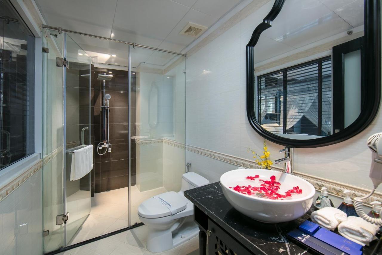 Suite Junior Nhìn Ra Thành Phố