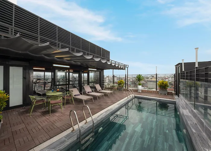 Sq Hang Gai Hotel & Spa